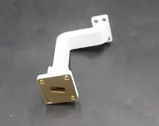 What are the specific technical mechanisms that enable an inflatable twist waveguide to achieve high-precision signal steering?